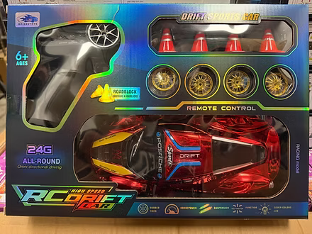 Racing Pro 4WD RC Drift Car – 2.4GHz Sports Edition