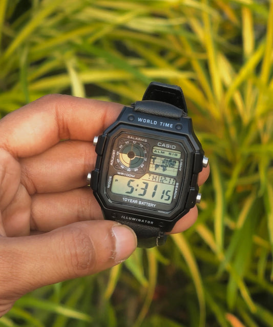 Retro World Time Digital Watch – Premium Leather Strap