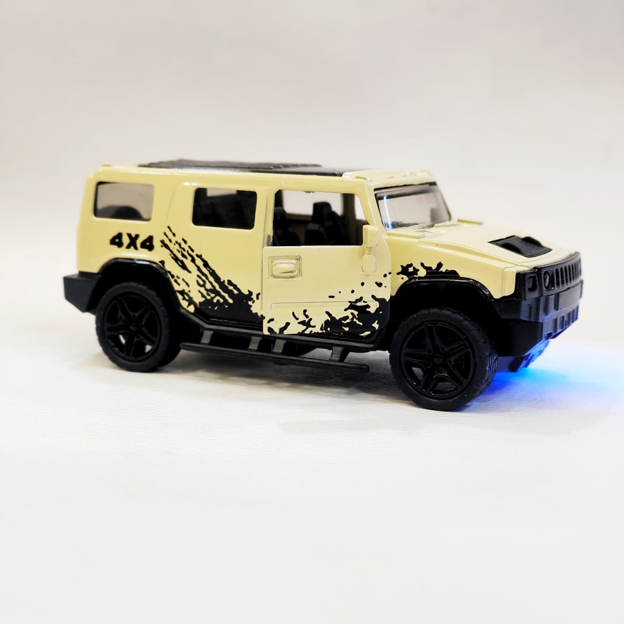 DIECAST HUMMER H2