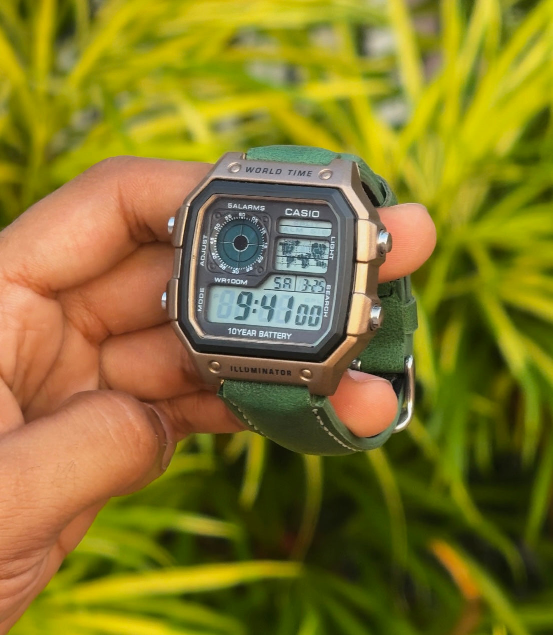 Retro World Time Digital Watch – Premium Leather Strap