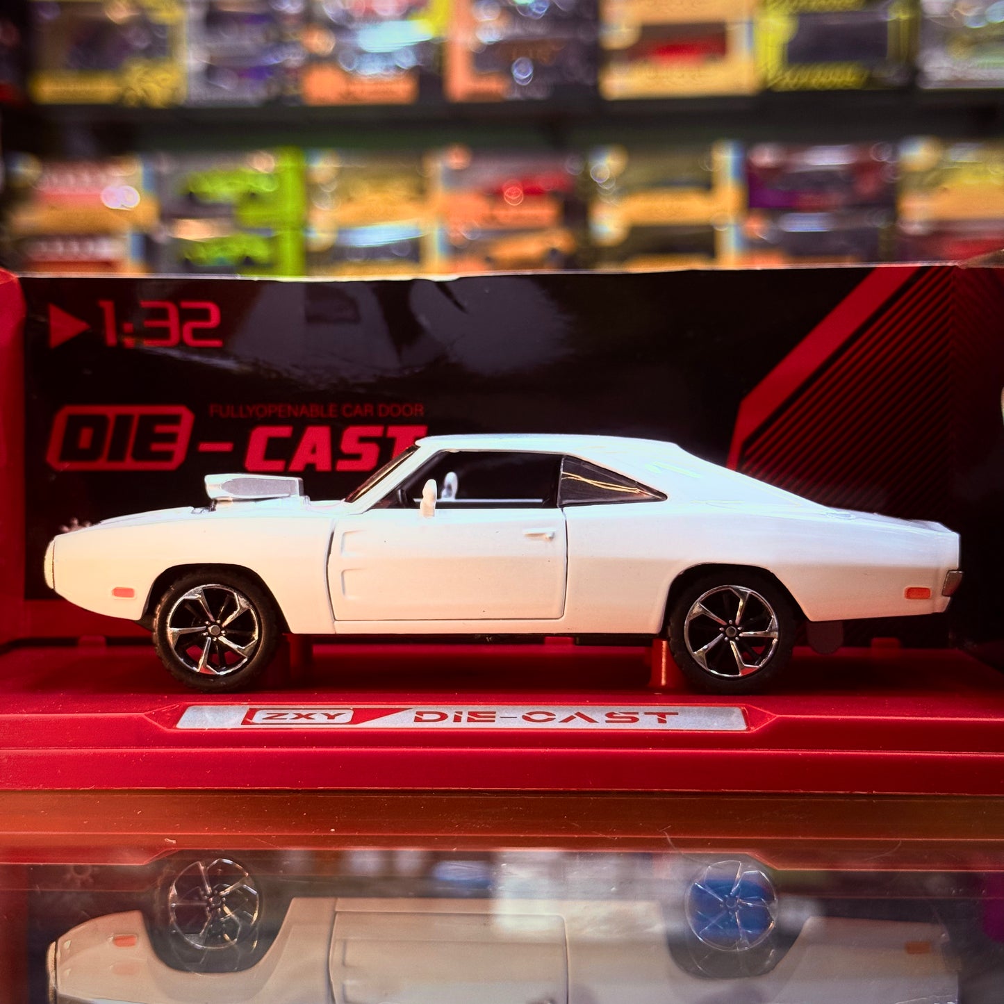 Dodge 1:32 Premium Die-Cast Metal Car | Working Headlight & Sound | Openable Doors | Collector Edition