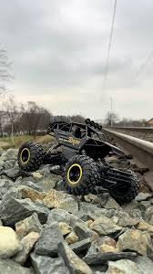 Adventure Pioneer Rock Climber RC Car – Ultimate 4×4 Off-Road Beast With Smoke & Bluetooth Speaker