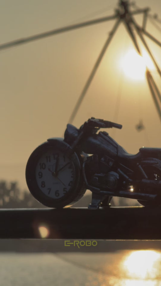 VINTAGE STYLE MOTORCYCLE/CLASSIC CAR ALARM CLOCK